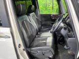 運転席シート廻りは使用感も少なく、良好な状態となっています。丁寧に使われていたことがよくわかりますね。