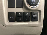 各種安全装置スイッチ。