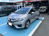 お買い得フィットハイブリット入庫しました 純正ナビバックカメラ 走行34000km機関良好 お気軽にお問い合わせください