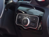 メルセデス・ベンツ専用自動車保険をご用意致しております。全員が資格を有しており、万が一の事故の際のサポート体制を整えております。 現在ご加入の保険の無料証券診断も行い、保証の見直しも致します。