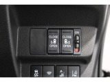 ◆◆両側電動スライドドア!!荷物で手が塞がる時など簡単にドアの開閉が出来ます!何より力いらずで開閉OK!女性やお年寄りにも優しい♪電動機能はOFFにもできますから元気なお子様の駆け出しも安心!