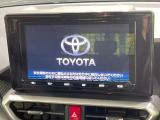 【純正9インチナビ】人気の純正ナビを装備。オーディオ機能も充実しており、Bluetooth接続すればお持ちのスマホやMP3プレイヤーの音楽を再生可能!毎日の運転がさらに楽しくなり