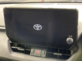 【10.5インチナビ】高級感とインパクトのある大画面ナビを装備。各種オーディオ操作はもちろん、スマホ連携もできる利便性の高いナビです♪