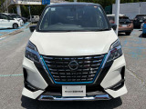 セレナ 1.2 e-POWER ハイウェイスターV 