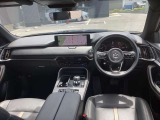 人間工学に基づいて設計されてますので、長時間・長距離を走行しても運転しやすく疲れにくい構造になっています♪