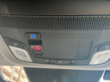 緊急時に車内の「緊急通報ボタン」を押すとHondaTotalCare緊急サポートセンターにつながり、オペレーターが警察・救急への取次ぎを行います!