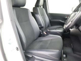 アイポイントも高く、女性の方も運転しやすいですよ!ホールド感もあり疲労を軽減させ、もちろんシートも座り心地も◎!