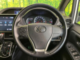 【純正革巻きステアリング】上質な革を使用することで、手にしっかり馴染みとても運転しやすいハンドルです♪