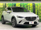 高透明度のガラス皮膜で撥水はもちろん、上質なツヤ・光沢を実現。紫外線や酸性雨から大切な愛車を保護し、色あせ・劣化を防止。「弾スプラッシュコート」、「弾プリミッサコート」からお選びいただけます。