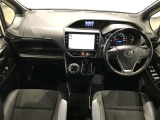 高いホールド性で運転姿勢が安定します。快適なドライビングライフをお送りください。