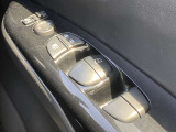 パワーウインドウはやっぱり重要な装備ですよね