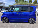 スポイラー付いています