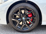 左前フロント 225/40R19