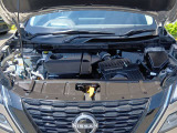 【発電効率と静粛性を高める〔VC-TURBO〕】 日産が世界で初めて量産化に成功した可変圧縮比技術。これをベースに新型エクストレイル用に開発したエンジンを搭載。ハイパワーモーターに余裕ある電力を供給