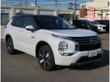 アウトランダー PHEV 2.4 P 4WD 