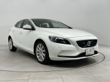 ボルボ V40