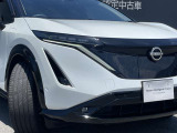 明るくスタイリッシュなLEDヘッドライト☆フォグランプ、デイライトも装備した迫力あるフロントです♪