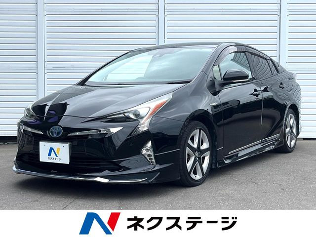 トヨタ プリウス 