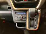 納車前にはプロのメカニックが、各部の点検を行います。ディーラーにしか出来ない品質、そしてサービスできっと満足していただけると思います!
