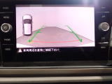 バックモニター搭載で車庫入れ安心!バック中の死角部分がモニターに映し出されるので安全性アップ!!