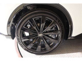 純正アルミホイール【タイヤサイズ235/45R21】