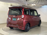 車検や点検・整備も大阪トヨペットにお任せください。お客様の快適なカーライフを長く安心サポートいたします。