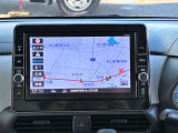 日産純正ナビゲーションシステムが付いてます。