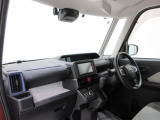 ダイハツのお店では、ダイハツ車を知り尽くしたプロフェッショナルが、専用の診断機器を使って各システムを点検しております。
