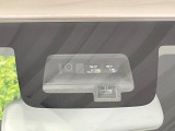 【スズキ セーフティサポート】走行中に前方の車両等を認識し、衝突しそうな時は警報とブレーキで衝突回避と被害軽減をアシスト。より安全にドライブをお楽しみいただけます。