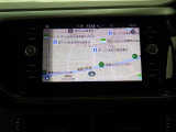 純正ナビゲーションシステム「ディスカバーメディア」。車両を総合的に管理するインフォテイメントシステムです。