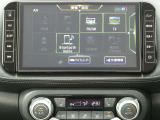 純正9インチメモリーナビです。 ラジオ、CD・フルセグTV、Bluetoothオーディオ接続が利用可能です。