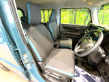 運転席シート廻りは使用感も少なく、良好な状態となっています。丁寧に使われていたことがよくわかりますね。