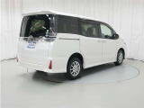 バックカメラ付きです♪車庫入れの苦手な方も安心ですね♪♪