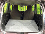 普段のお買い物や通勤、送迎等に十分な荷室スペースを確保しております。セカンドシートを倒すと、大きな荷物の積載も可能です♪
