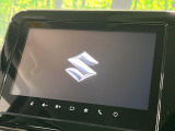 【メーカー純正9型ナビ】インテリアに溶け込むスタイリッシュな「専用設計」メーカーナビを装備♪視認性や操作性など基本性能にも優れ、より上質なカーライフをお楽しみいただけます。