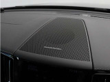 【harman/kardon】世界のオーディオファン垂涎のプレミアムサウンドシステムを搭載。原音に近い音場空間を忠実に再現。乗る人すべてに最良の音響体験を提供します。