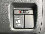 【パワースライドドア】スマートキーや運転席のスイッチでスライドドアの開閉が可能♪電動だから力を入れてドアを開ける必要が無く、小さいお子様でも、重い荷物を持っている時もラクに開け閉めできます♪