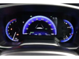 マルチインフォメーションディスプレイ付きのメーターです!エコ運転へ導く多彩な情報を表示してくれます。
