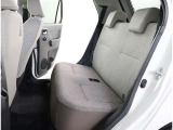 ゆとりある広々とした車内空間は、ドライブを始め買い物やレジャーなど、幅広く活躍します。一人でもみんなとでもお出かけを楽しみましょう!