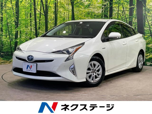 トヨタ プリウス 