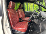 運転席シート廻りは使用感も少なく、良好な状態となっています。丁寧に使われていたことがよくわかりますね。