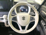 【ステアリングスイッチ】運転中、前方から目線をそらすことなく、オーディオ等の操作が可能な便利機能!安心&快適なドライブを演出してくれます♪