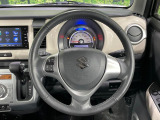 【ステアリングスイッチ】運転中、前方から目線をそらすことなく、オーディオ等の操作が可能な便利機能!安心&快適なドライブを演出してくれます♪