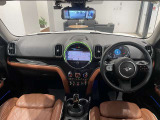 時を経ても深い魅力を放ち続けるMINI。より快適にお乗り頂くために、3つのサポートプログラムをご用意しております。※認定中古車保証は登録日より最長4年間まで延長が可能です。