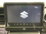 【大画面ナビ】人気の大型9インチナビを装備。存在感のある大画面はインパクト大!ナビ利用時のマップ表示は見やすく、テレビやDVDは臨場感がアップ!いつものドライブがグッと楽しくなります♪