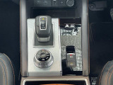 アウトランダー PHEV 2.4 P 4WD 本革シート