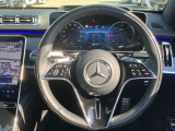 握りやすいハンドルの形状をしておりますので、お客様の運転をサポートしてくれます!