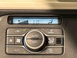 車内空調は&rdquo;AUTOエアコン&rdquo;にお任せ。運転に集中出来ますよ!