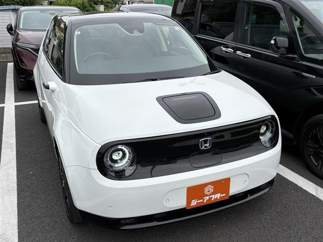 Honda e アドバンス 禁煙車 サンルーフ 純正12.3インチナビ