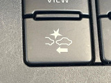 【トヨタセーフティセンス】走行中に前方の車両等を認識し、衝突しそうな時は警報とブレーキで衝突回避と被害軽減をアシスト。より安全にドライブをお楽しみいただけます。